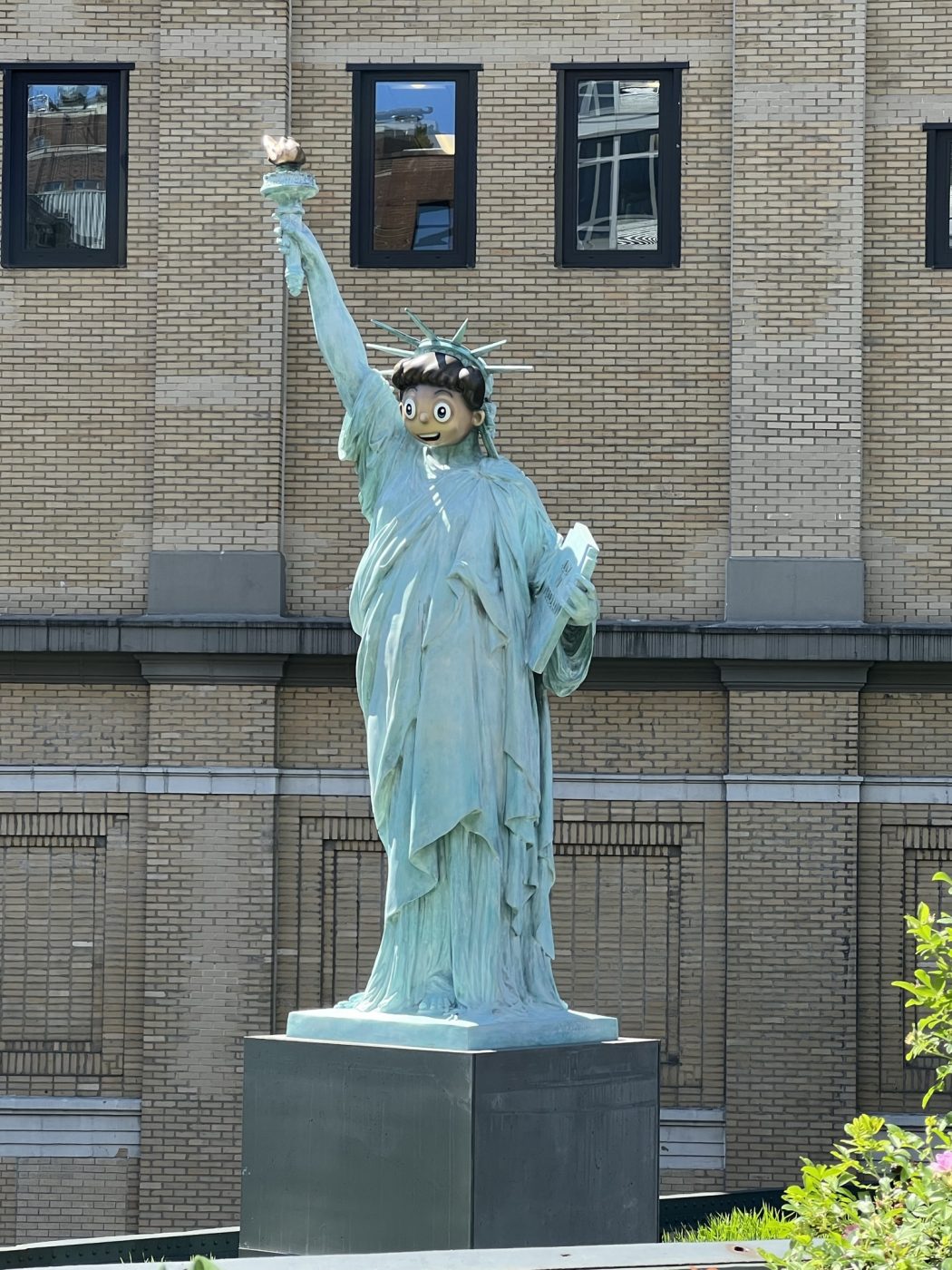 Paola Pivi (painted stainless steel and patinaed bronze installation)