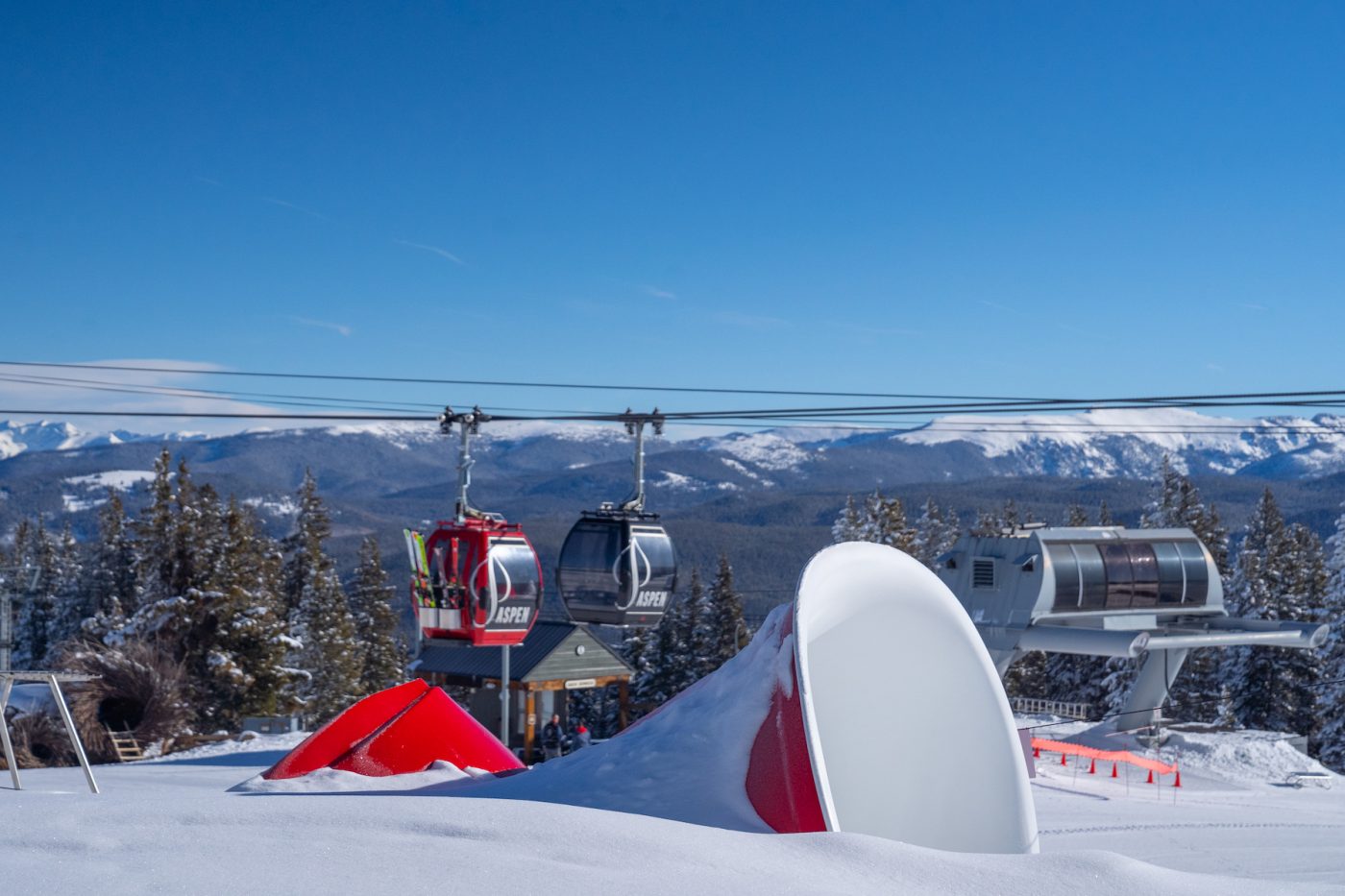 Paula Crown (painted fiberglass, resin, foam)